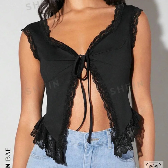 Lace Trim Tie Front Tank Top 🖤 - Picture 1 of 4